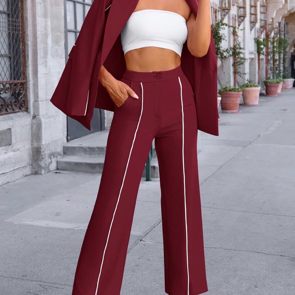 Elegant Burgundy Women's Pantsuit